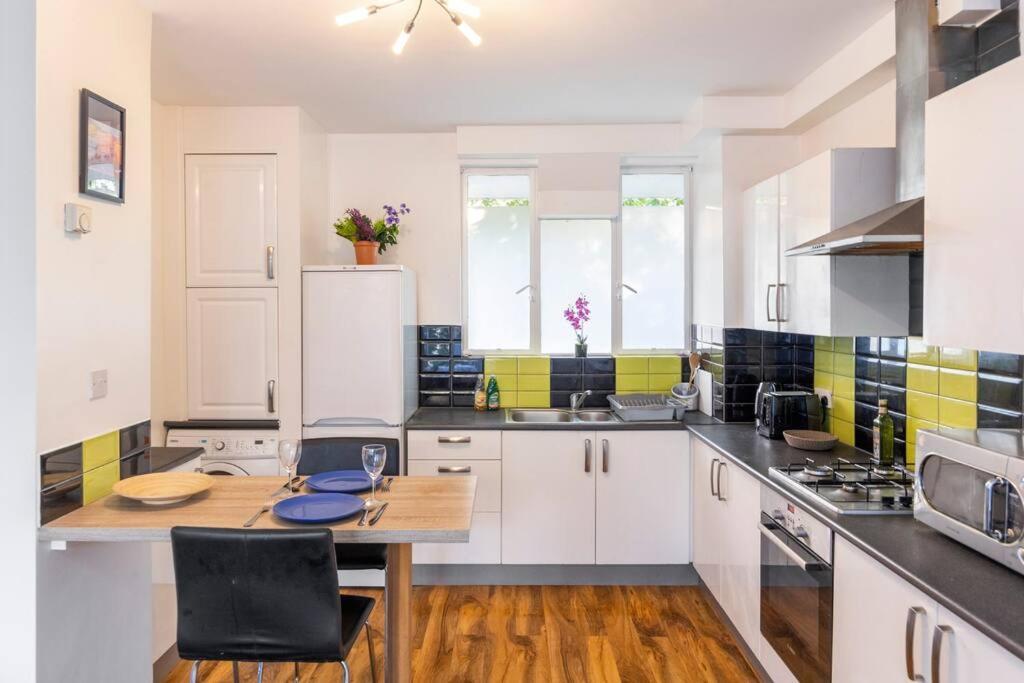 Paddington Gem Next Hyde Park Apartment London